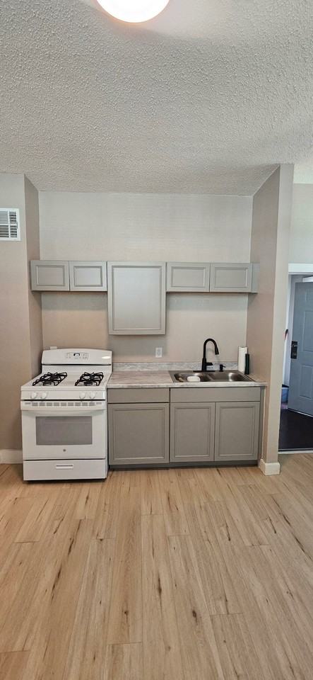 131 Newman St #5