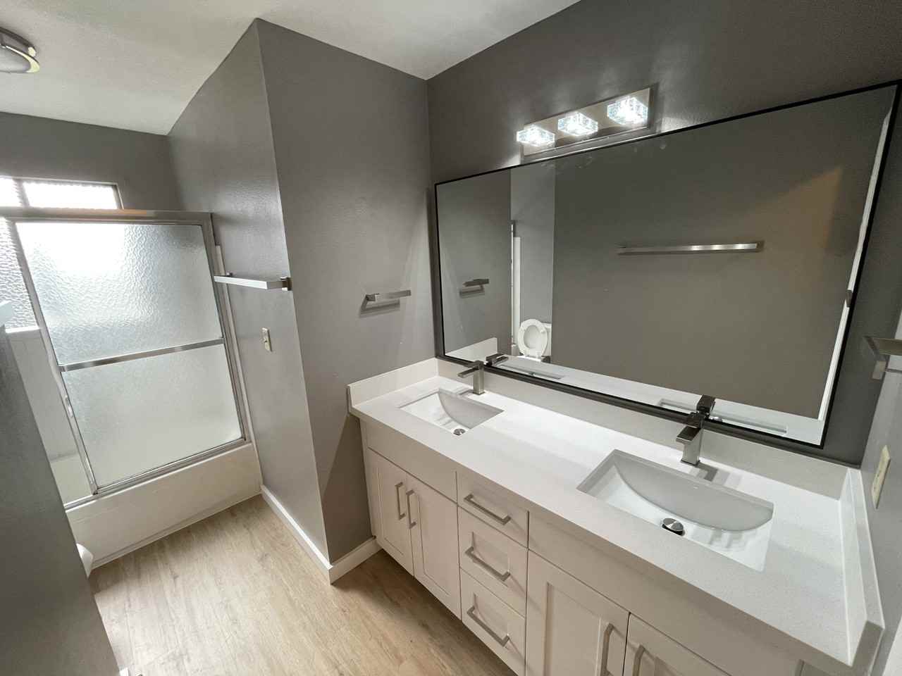 2637 Nw 63rd St #1 - Photo 3 of 9