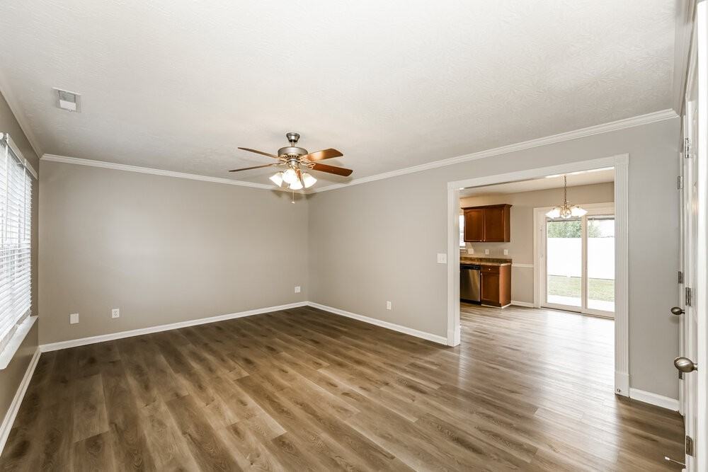 5141 Monet Ct - Photo 5 of 17