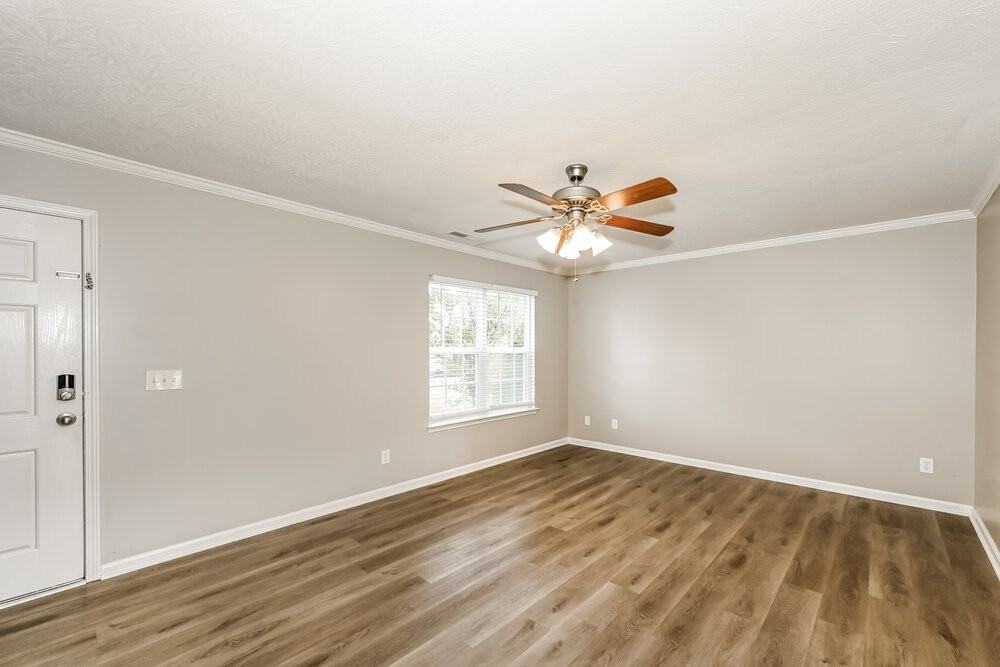 5141 Monet Ct - Photo 6 of 17