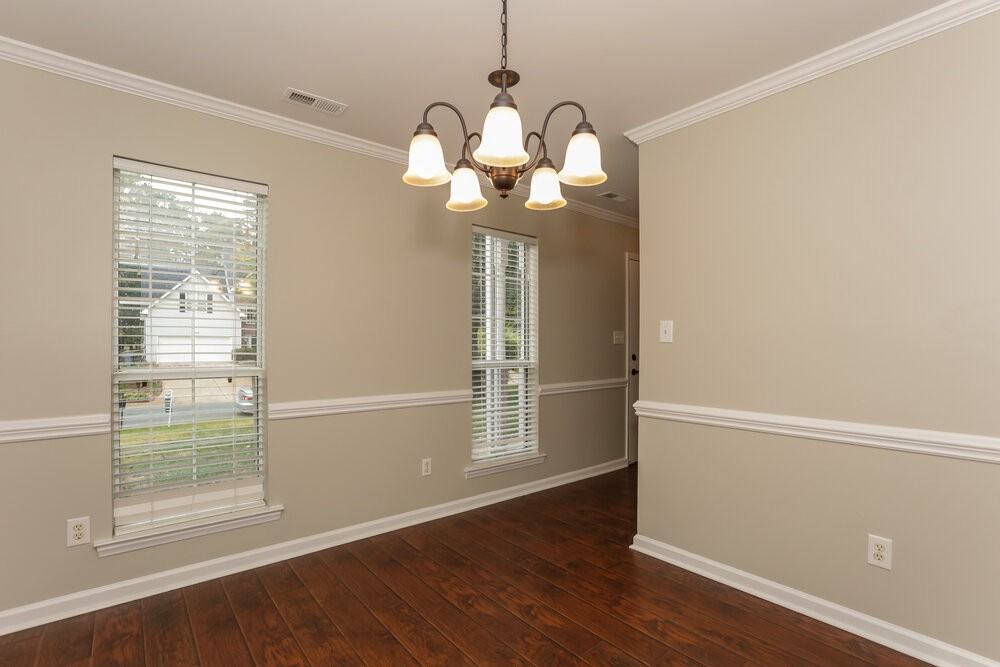 4012 Mozart Ct - Photo 5 of 18