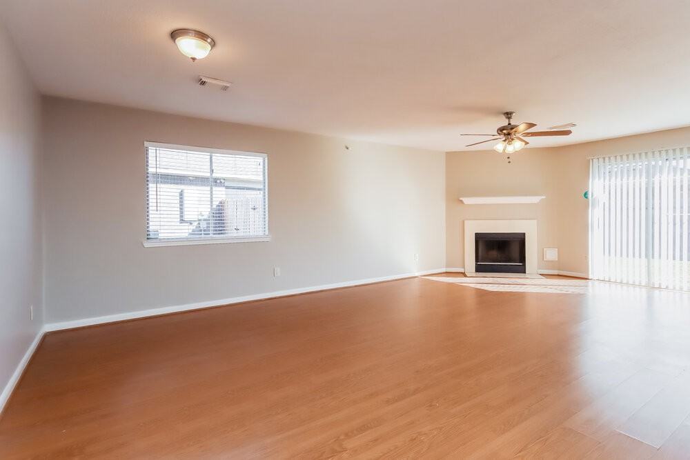 16115 Purpleridge Ct - Photo 3 of 16