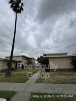 featured image of 560 S Richmond Ave #5