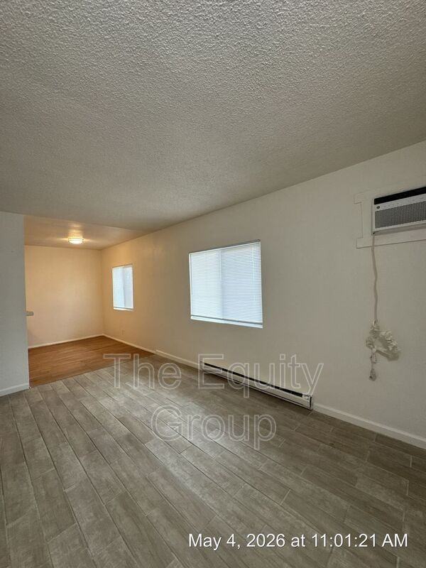 560 S Richmond Ave #5 - Photo 4 of 13