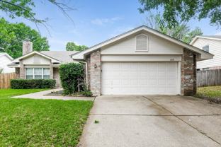 2119 Belmont Park Dr - Photo 1 of 1