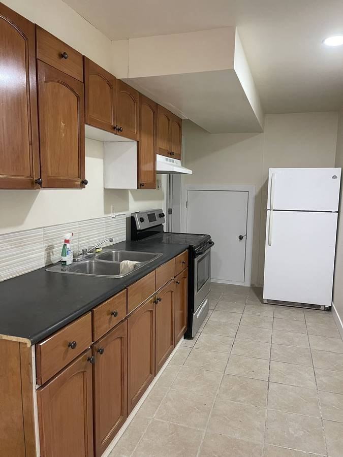 4800 Canada Way - Photo 2 of 7