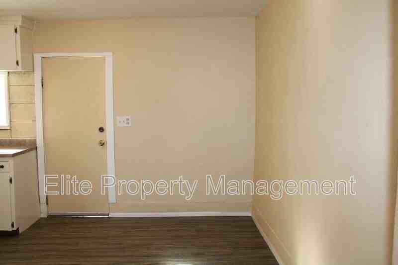 1026 W 13th St - Photo 7 of 19