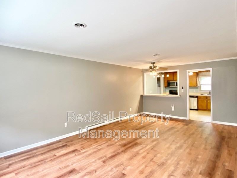 119 Cindy Cir - Photo 3 of 21