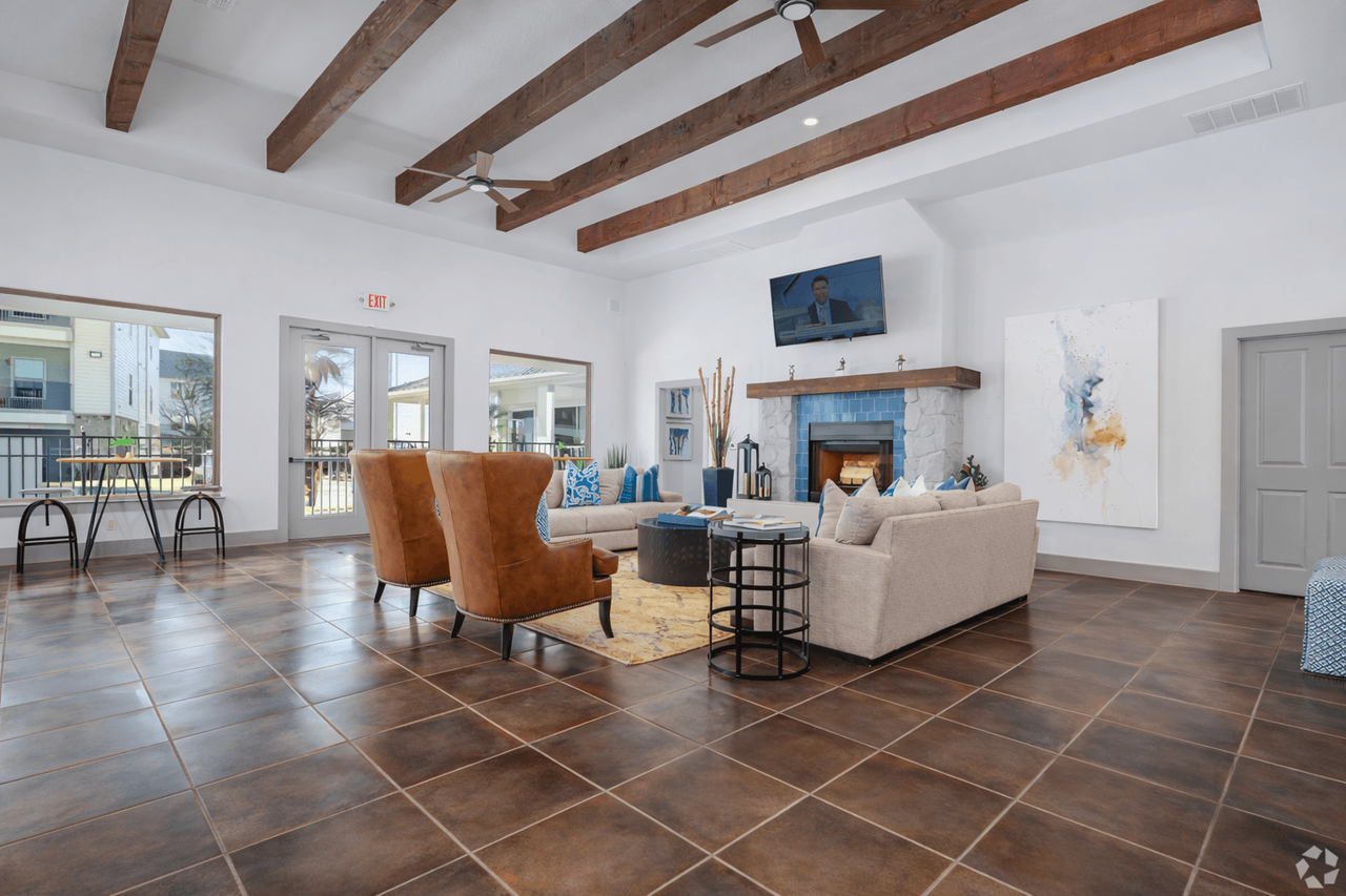 Azul Apartment Homes - Photo 4 of 23