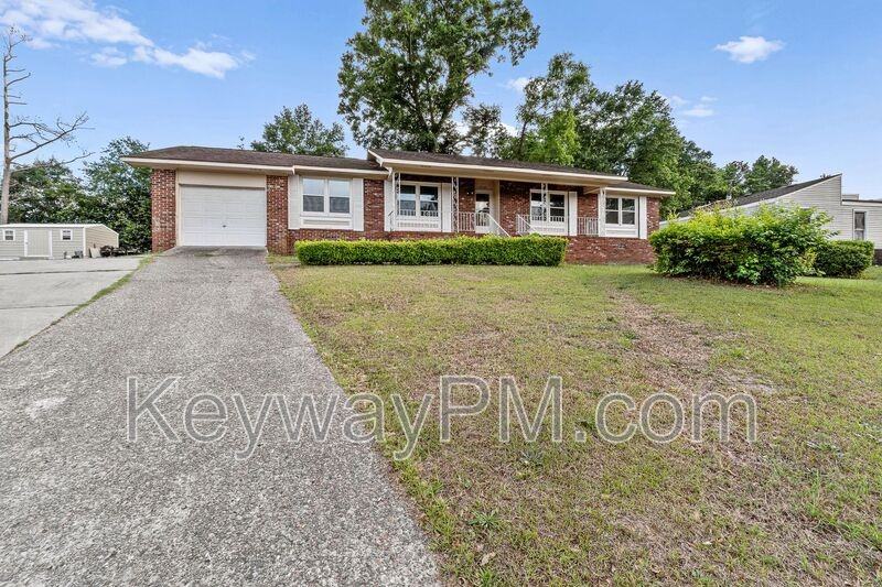 1035 Todd Ave