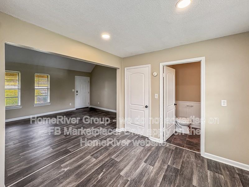 3245 Idlewild Dr #2 - Photo 6 of 17