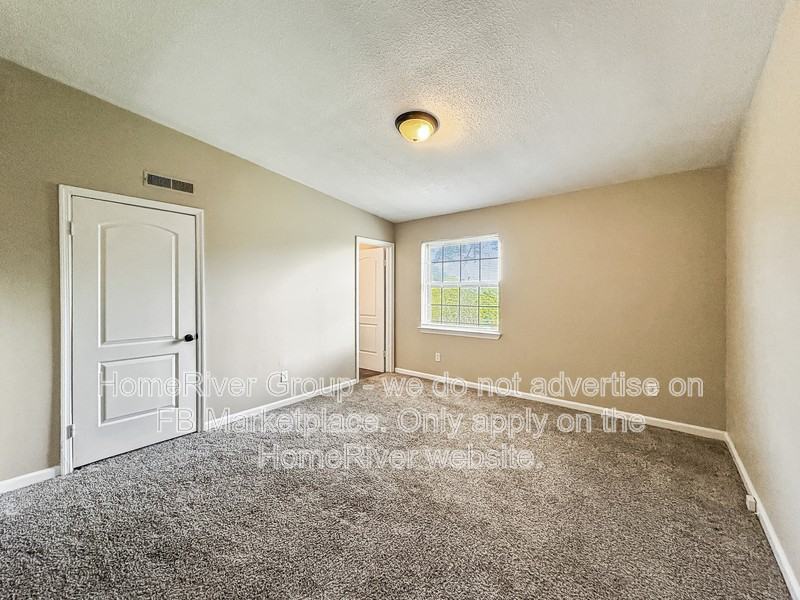 3245 Idlewild Dr #2 - Photo 7 of 17