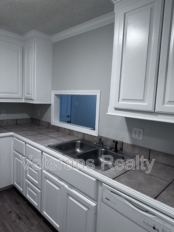 200B Commerce St - Photo 6 of 13