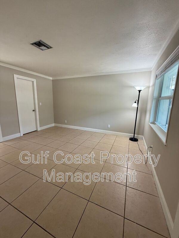 1324 Del Pine Dr - Photo 4 of 23