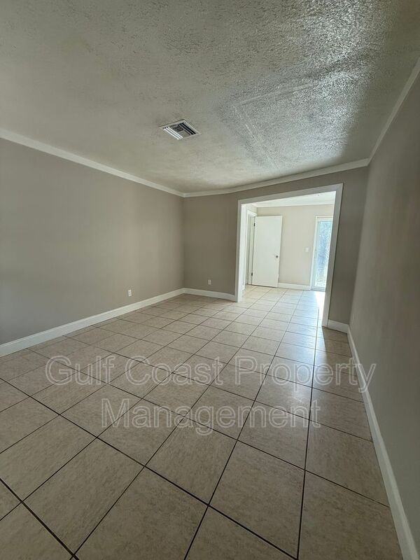 1322 Del Pine Dr - Photo 7 of 22