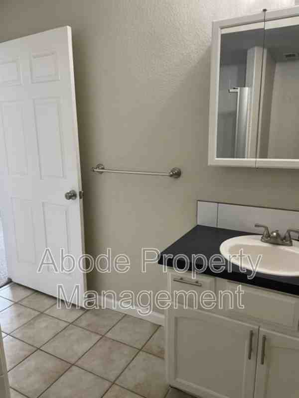 480 W 10th St - Photo 7 of 10