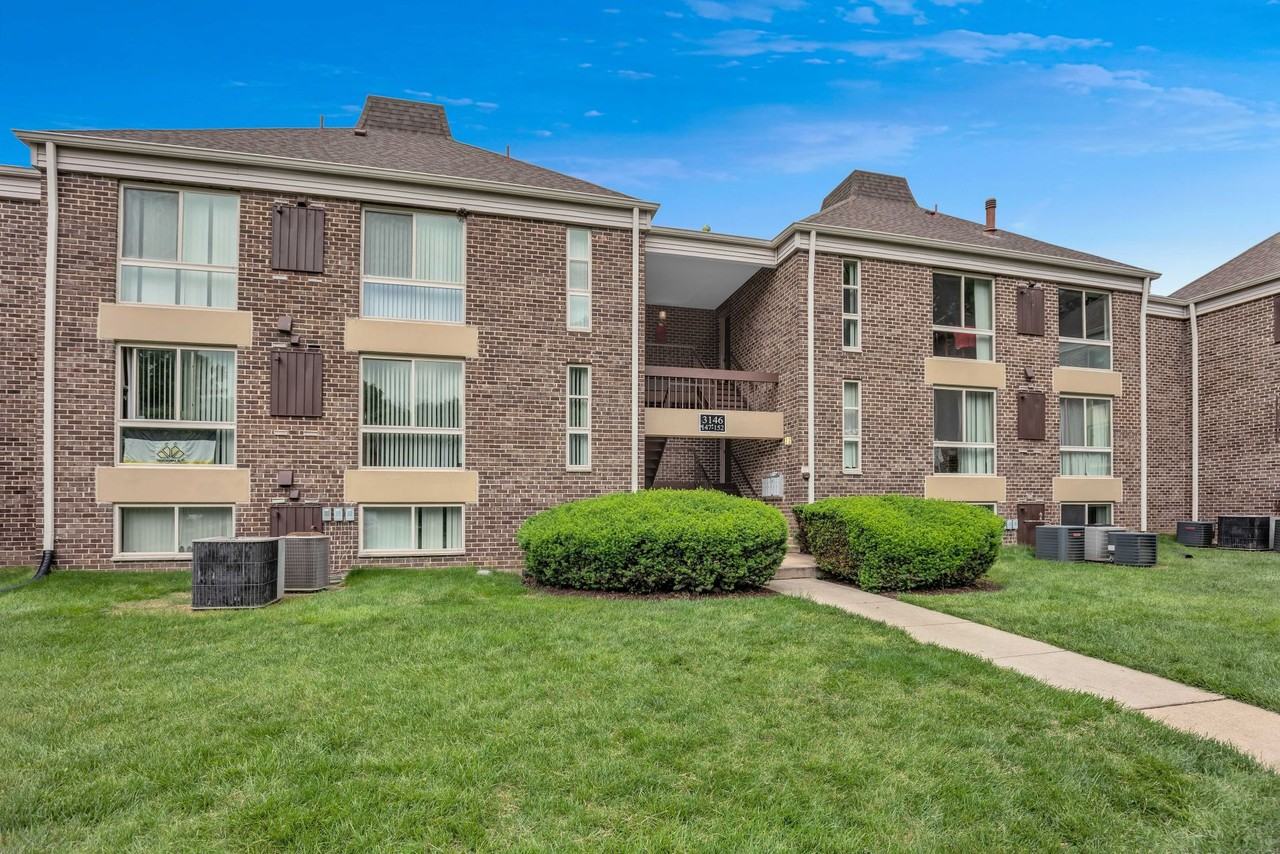 Westchester West Apartments - Photo 2 of 50
