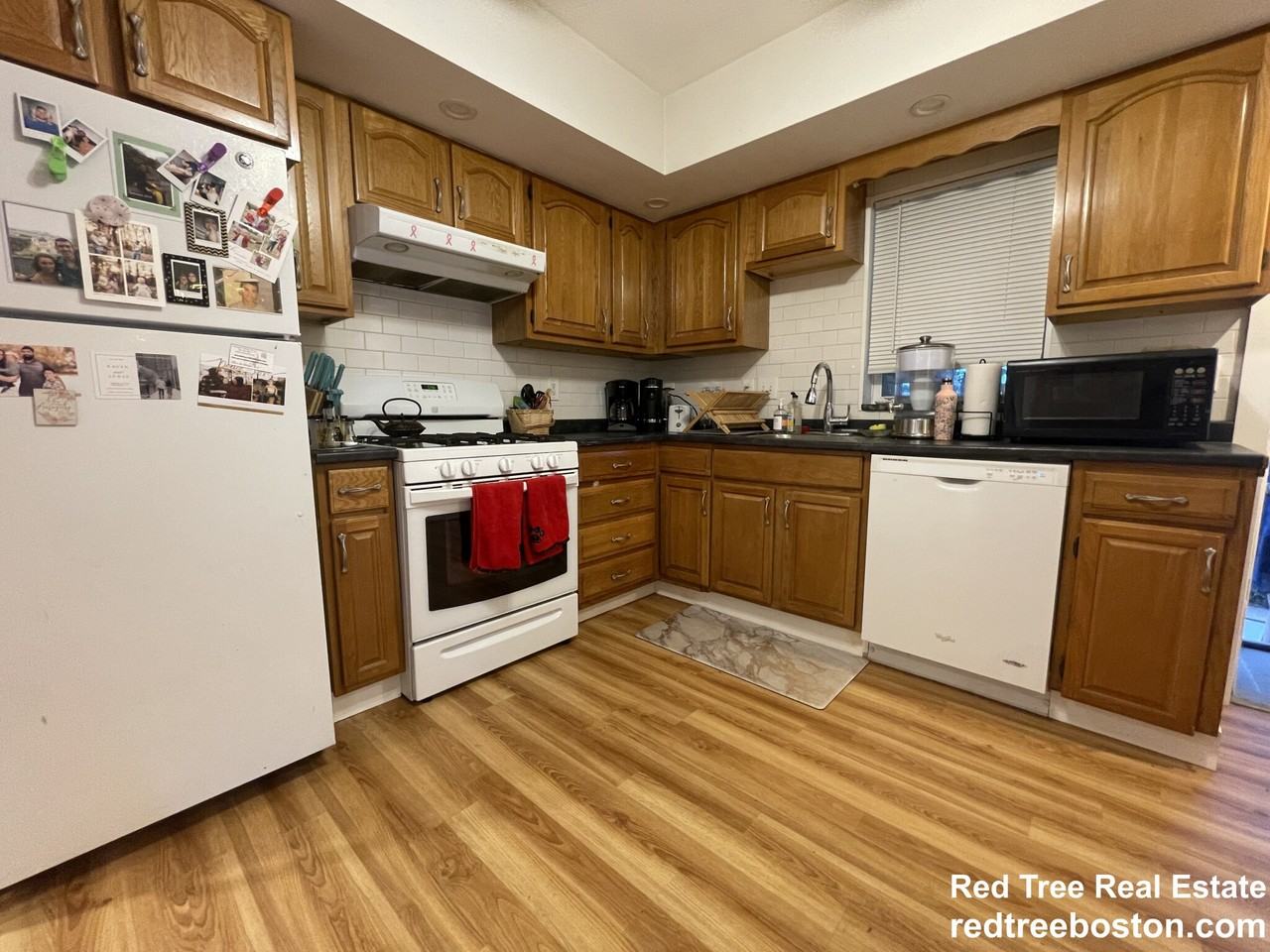38 Faxon St - Photo 3 of 25