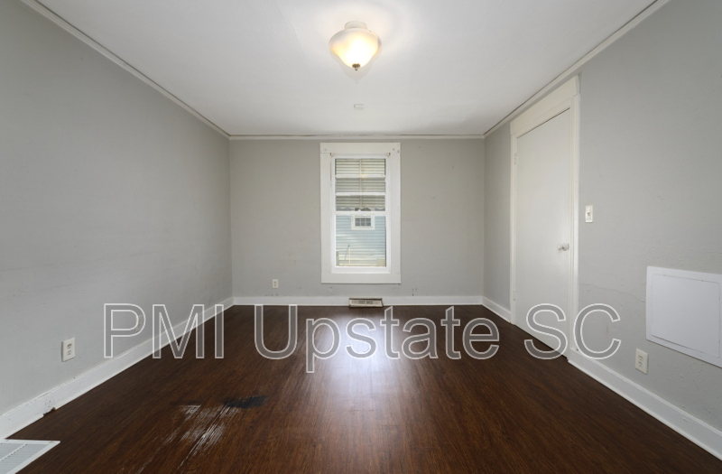 213 A St - Photo 7 of 12