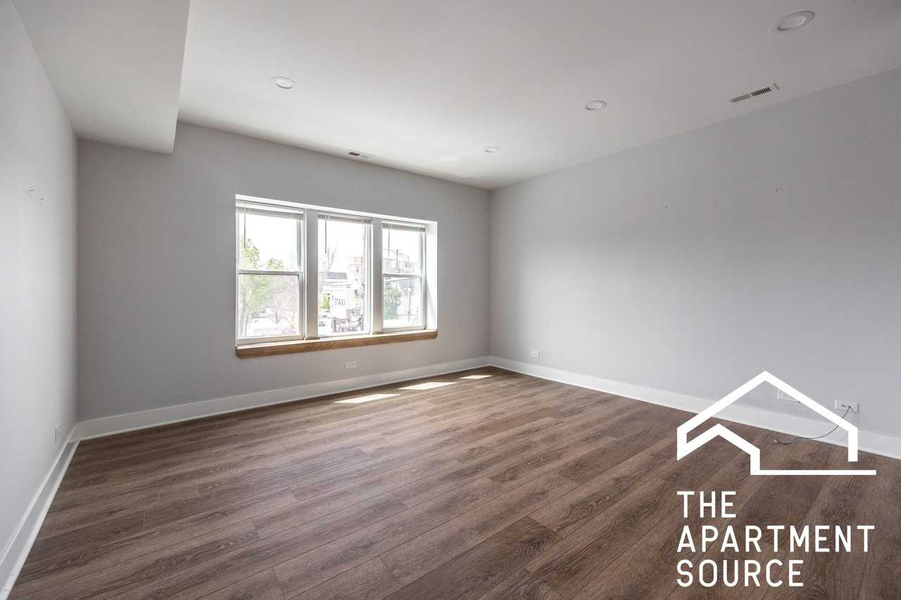 3358 W Montrose Ave #2FL - Photo 6 of 13