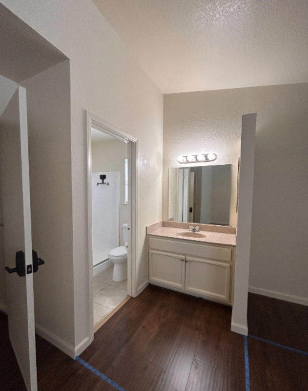 4304 Calcutta Way #5 - Photo 4 of 6