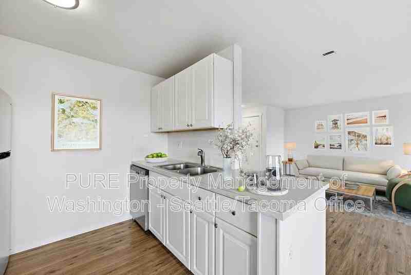 6601 S 8th St #B01 - Photo 4 of 46