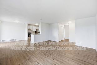 6601 S 8th St #C06 - Photo 1 of 1
