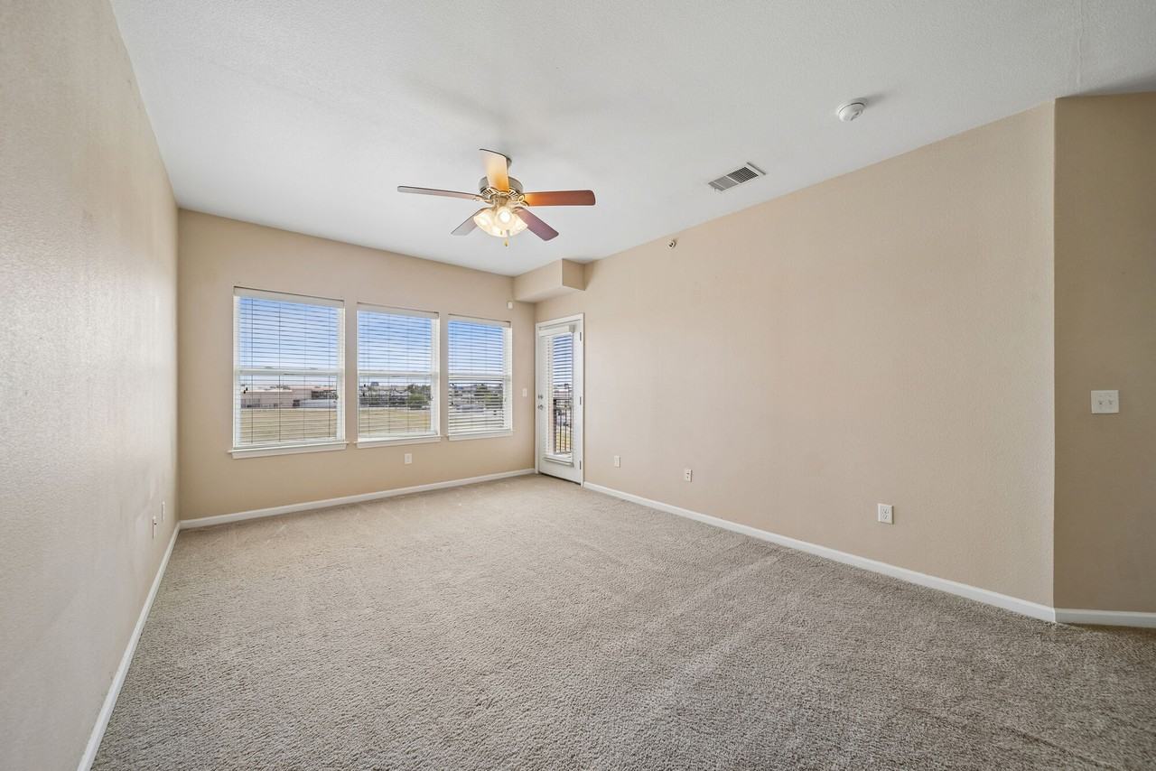 Windscape Apartments - Photo 4 of 50