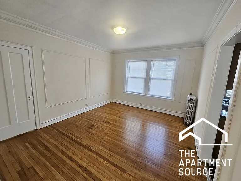 936 Judson Ave #W3 - Photo 4 of 11
