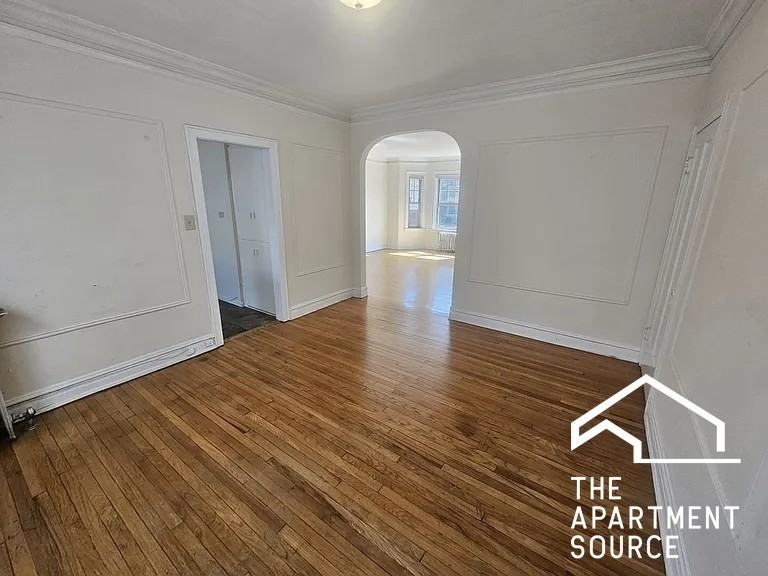 936 Judson Ave #W3 - Photo 5 of 11