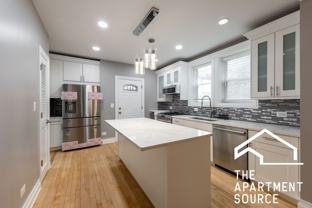 5921 N Artesian Ave #1 - Photo 1 of 1