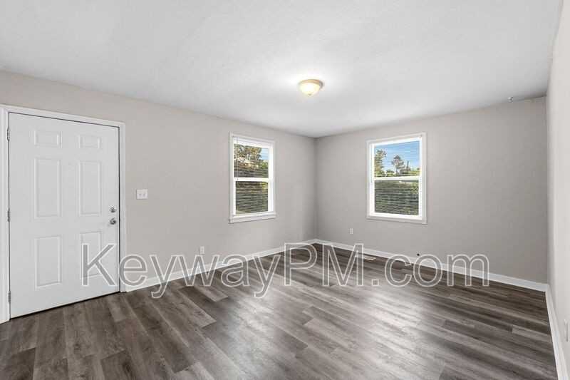608 Carolina Springs Rd - Photo 5 of 17
