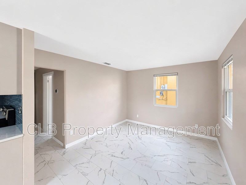 3 River Dr - Photo 2 of 14