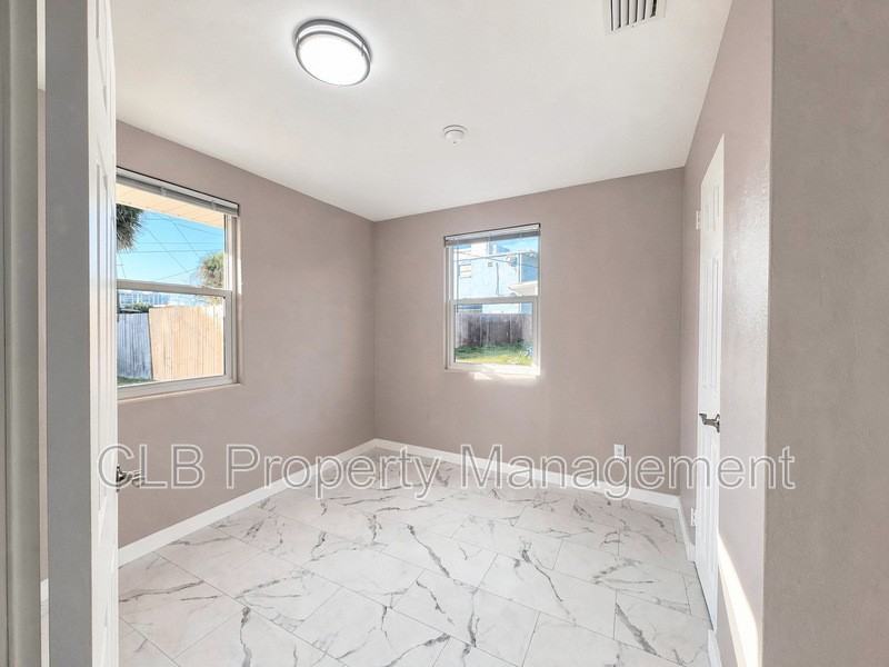 3 River Dr - Photo 5 of 14