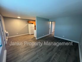 2113 119th St #3 - Photo 1 of 1