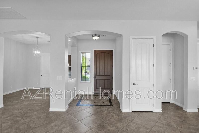 1492 E Prescott Pl - Photo 6 of 39