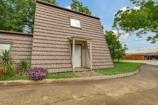 809 E Pioneer Dr - Photo 1 of 1
