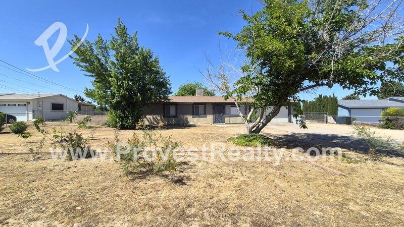 15244 Mission St - Photo 2 of 20