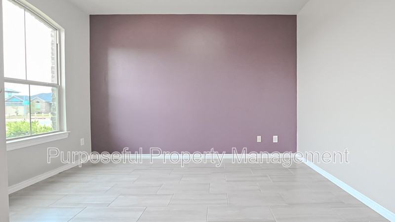 11208 Sw 36th St - Photo 4 of 33