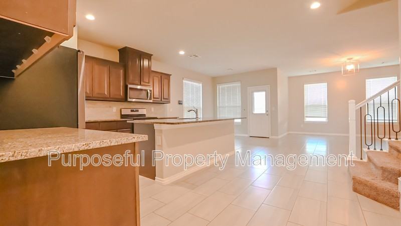11208 Sw 36th St - Photo 7 of 33