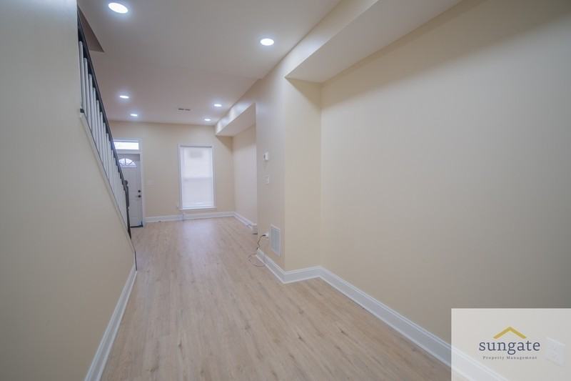3205 Esther Pl - Photo 6 of 37