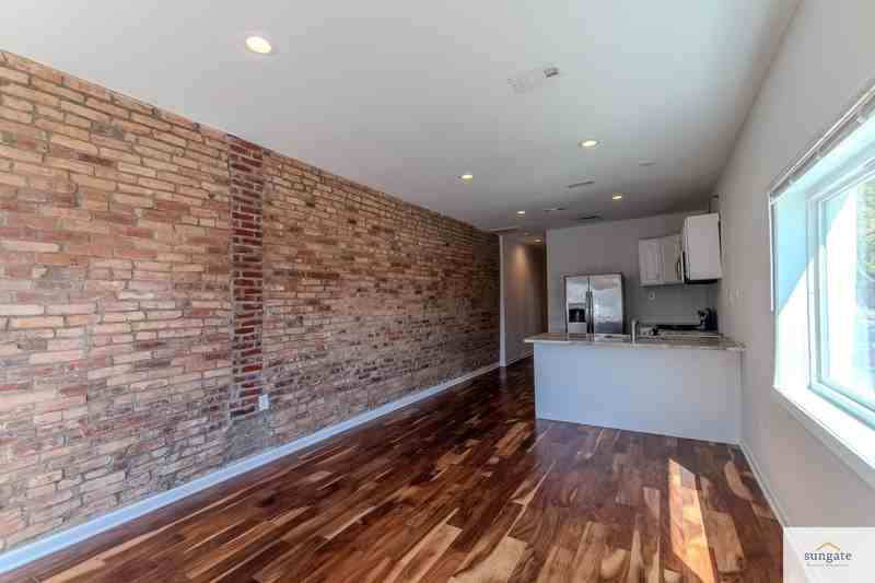 2608 E Fayette St - Photo 3 of 19