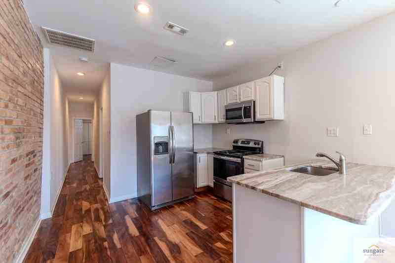 2608 E Fayette St - Photo 7 of 19