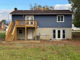 421 N Charlotte Ave - Photo 1 of 1