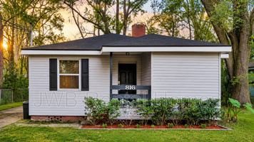 featured image of 816 Saranac St