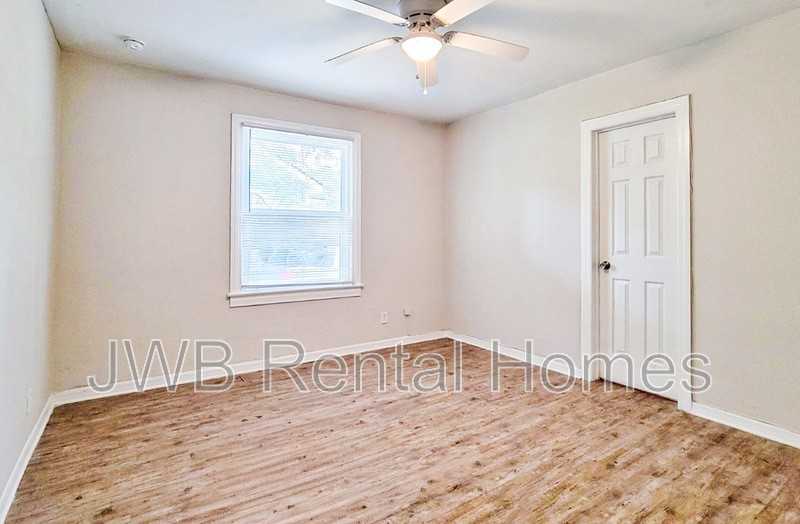 816 Saranac St - Photo 6 of 12