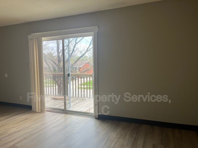 2119 Saratoga Dr #3 - Photo 2 of 6