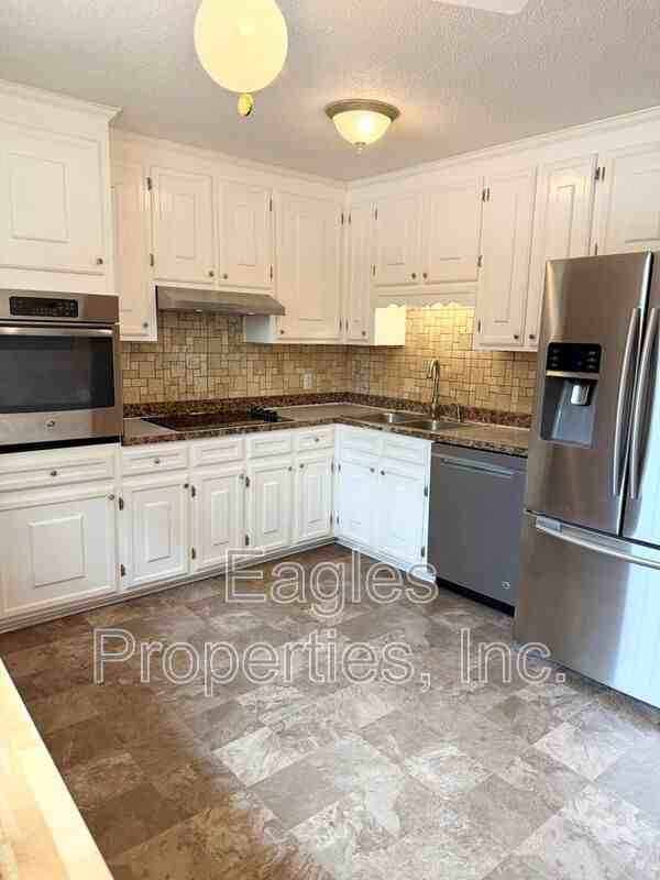 1380 Genoa Rd - Photo 5 of 19
