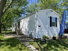 featured image of 42 Meadowlark Ln