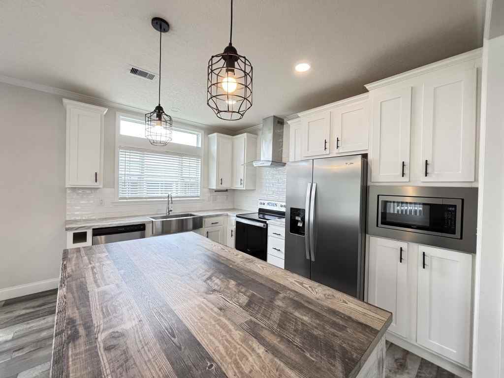 7416 44th Ter N #573 - Photo 5 of 34